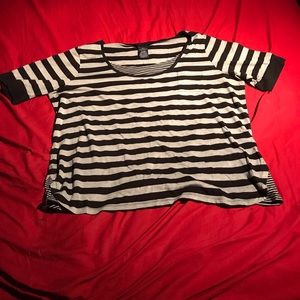 Sporty yet dressy top.